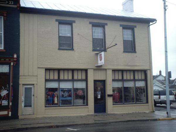 319 n main st